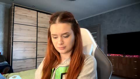 EmmaEmbers online show from 04-14-26, 12:11