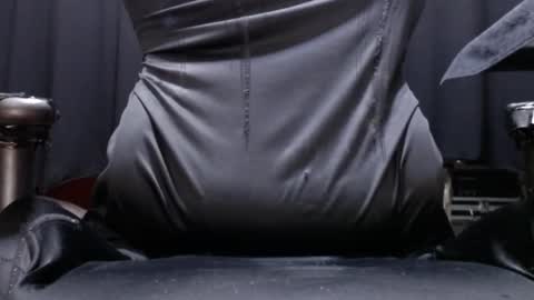 lucretiasissygothic online show from 12-15-25, 05:12