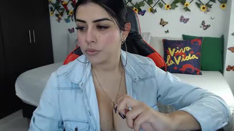 luciana online show from 12-26-24, 05:15