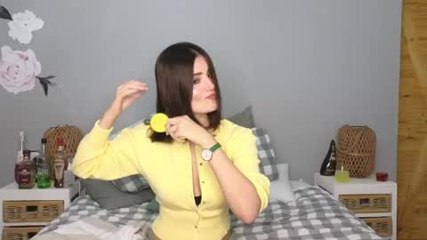Lucy online show from 05-10-26, 08:58