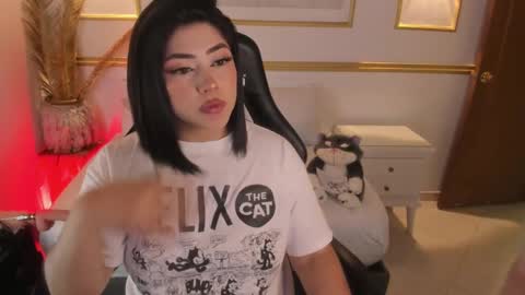 Snapshot of lucy266_ chatting on 02-12-25, 05:37 lucy online show from 02-12-25, 05:37