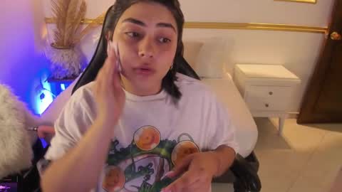 Snapshot of lucy266_ chatting on 02-21-25, 08:18 lucy online show from 02-21-25, 08:18