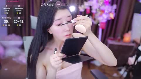 Snapshot of lucy__bb chatting on 10-05-25, 12:53 Lucy online show from 10-05-25, 12:53