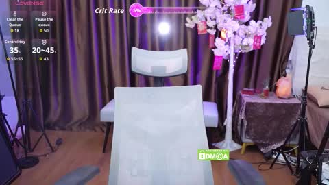 Snapshot of lucy__bb chatting on 11-03-25, 01:19 Lucy online show from 11-03-25, 01:19