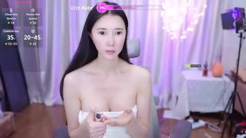 Snapshot of lucy__bb chatting on 11-12-25, 01:39 Lucy online show from 11-12-25, 01:39