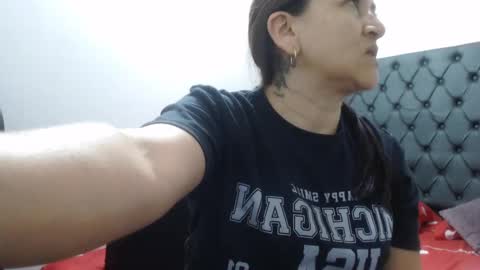 lucy online show from 02-09-25, 08:56