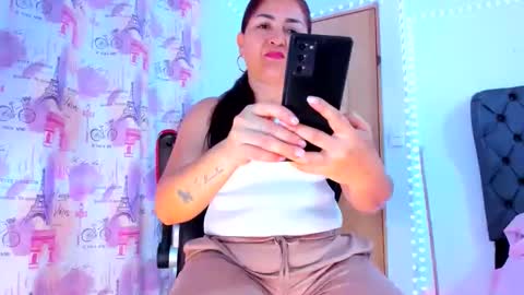 Snapshot of lucy_chanell chatting on 05-25-26, 12:27 lucy online show from 05-25-26, 12:27