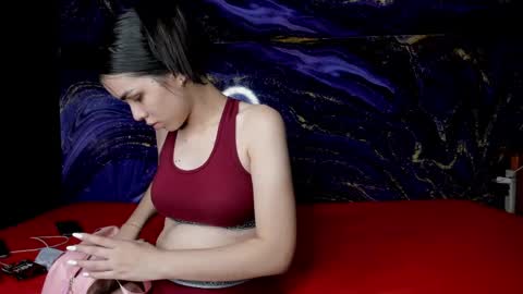 lucy_doll69 online show from 05-19-26, 12:38