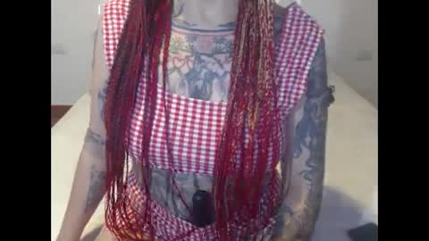 Lucia online show from 01-18-25, 06:32