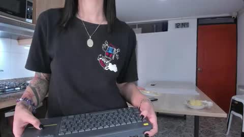 Your Lucy online show from 11-22-25, 05:17