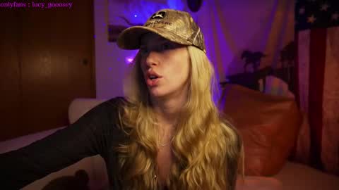 Lucy. online show from 02-08-25, 07:15