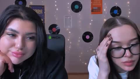 lucy_halo online show from 03-10-26, 03:28