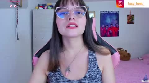 Lucy online show from 06-12-26, 11:03