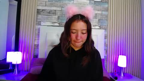 lucy_hs online show from 01-29-25, 07:46