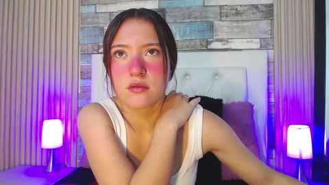 lucy_hs online show from 02-15-25, 04:03