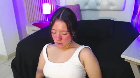 lucy_hs online show from 02-15-25, 07:06