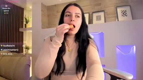 Snapshot of lucy_smith7 chatting on 01-04-25, 05:16 Sofia online show from 01-04-25, 05:16