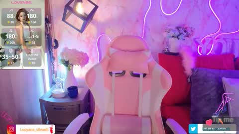 Lucyana Silva online show from 12-15-25, 12:31