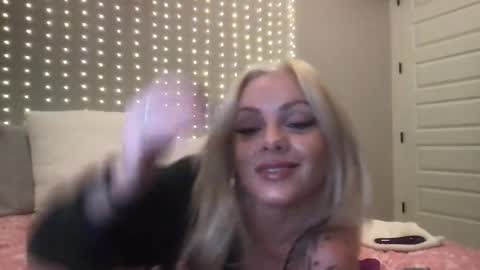 Snapshot of lucybellexo chatting on 05-18-26, 06:58 lucybellexo online show from 05-18-26, 06:58