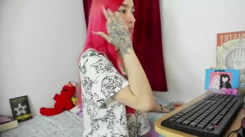 lucyblood online show from 05-16-26, 02:19