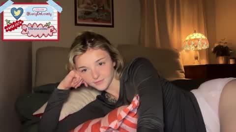 Lucy online show from 05-11-26, 11:13