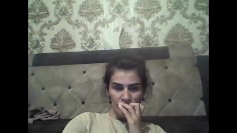 Snapshot of lucydoorbell chatting on 09-11-25, 07:14 lucydoorbell online show from 09-11-25, 07:14