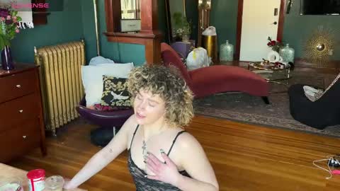 lucydreamsbaby online show from 02-22-25, 06:08