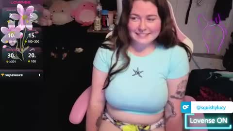 Snapshot of lucygooseyz30 chatting on 07-08-26, 04:11 Lucy online show from 07-08-26, 04:11