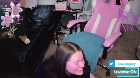 Snapshot of lucygooseyz30 chatting on 07-15-26, 05:18 Lucy online show from 07-15-26, 05:18