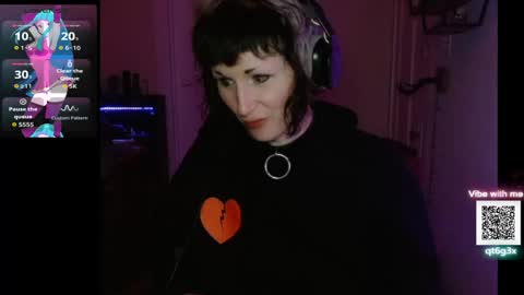 Snapshot of lucylascivious chatting on 04-23-26, 02:24 lucylascivious online show from 04-23-26, 02:24