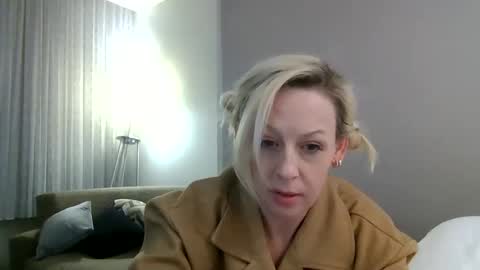 Snapshot of lucyloveslookers78240 chatting on 12-04-24, 10:35 Lucy Loves Lookers online show from 12-04-24, 10:35