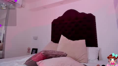 Snapshot of lucyluy chatting on 02-15-25, 08:43 Instagramlucyluy10 online show from 02-15-25, 08:43