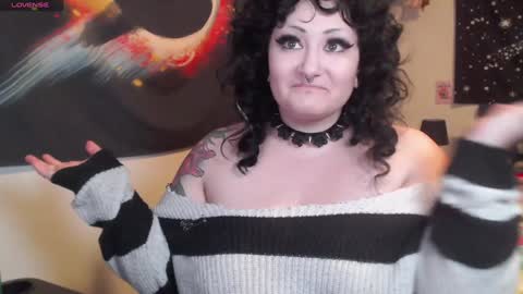 Lucy Lynx online show from 01-08-25, 12:38