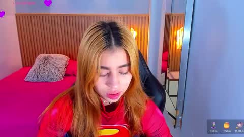 Snapshot of lucymars1 chatting on 10-20-25, 11:21 L U C Y online show from 10-20-25, 11:21