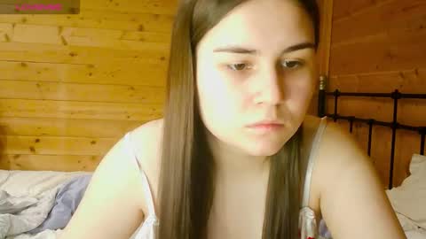 Snapshot of lucymur chatting on 03-19-26, 05:39 Lucy online show from 03-19-26, 05:39