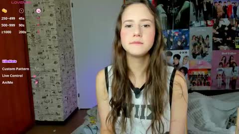 Lucy Rose online show from 09-28-25, 07:47