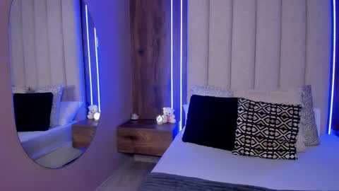 Lucy online show from 02-08-26, 04:32