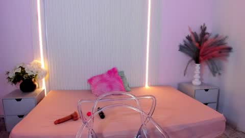 Snapshot of lucywild8 chatting on 06-06-26, 07:40 Lucy Wold online show from 06-06-26, 07:40