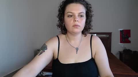 Snapshot of lucywmiller chatting on 10-12-25, 11:42 Call me Lucy online show from 10-12-25, 11:42