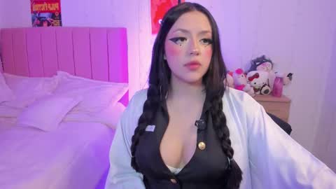 LUCYY FROM HOME  online show from 10-09-25, 02:09