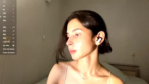 Mika online show from 07-28-26, 04:39