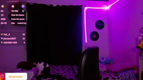 Snapshot of ludo_kitty chatting on 07-26-26, 02:42 ludovica online show from 07-26-26, 02:42