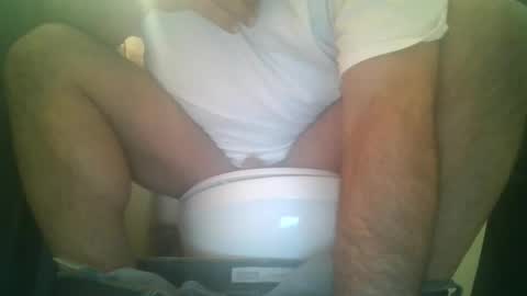 Snapshot of lui1334 chatting on 01-19-26, 01:26 mrfeetlover online show from 01-19-26, 01:26