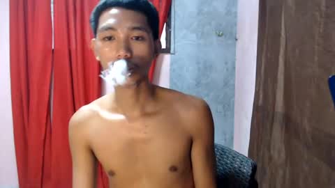 Snapshot of lui_the_fucker chatting on 06-13-26, 04:32 lui_the_fucker online show from 06-13-26, 04:32
