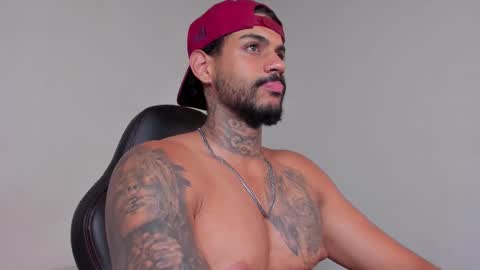 Luigi Vitale online show from 01-10-26, 02:35