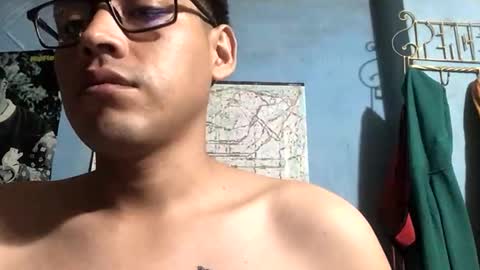 Moritz online show from 10-28-25, 05:11