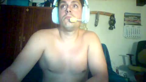 A slave to the mistress.. un esclavo para las amas dominantes. online show from 07-20-26, 06:54