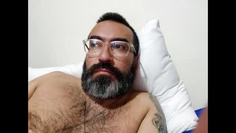 Hairyman online show from 02-04-25, 03:22