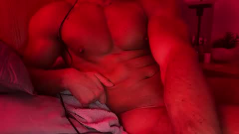 Snapshot of luis763413 chatting on 02-05-26, 04:39 luis763413 online show from 02-05-26, 04:39