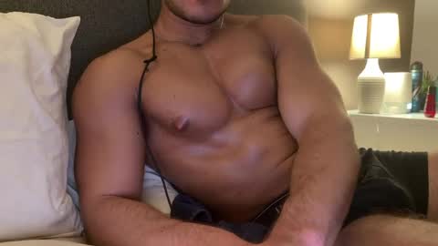 Snapshot of luis763413 chatting on 04-16-26, 12:00 luis763413 online show from 04-16-26, 12:00